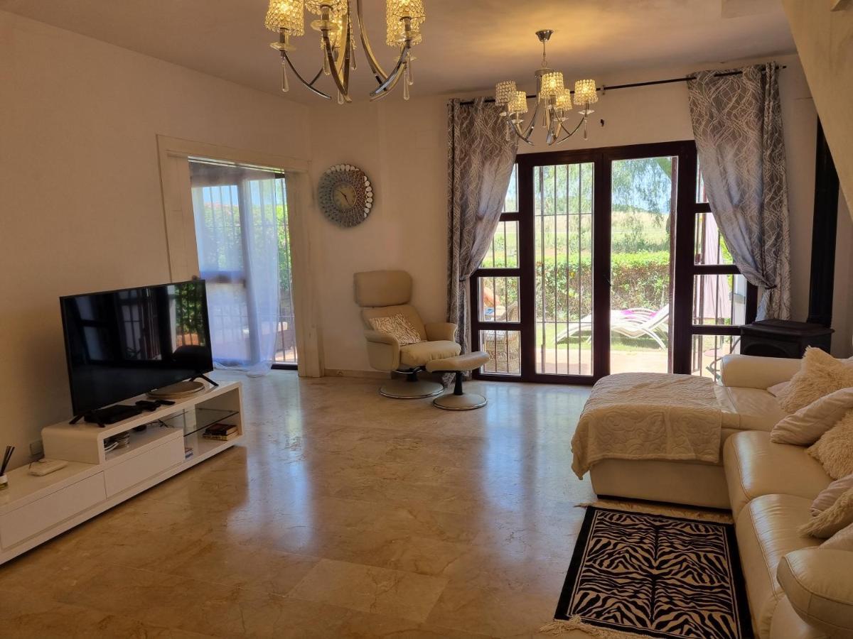 Casita Nuestra Villa Alcaidesa Luaran gambar